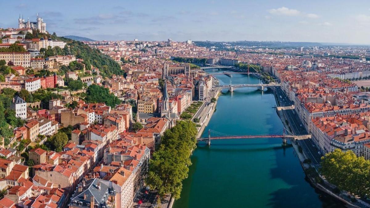 Douceur Lyonnaise, Villeurbanne Buitenkant foto